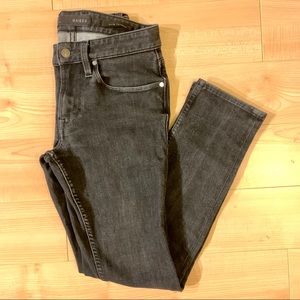 GUESS slim tapered max stretch jeans
